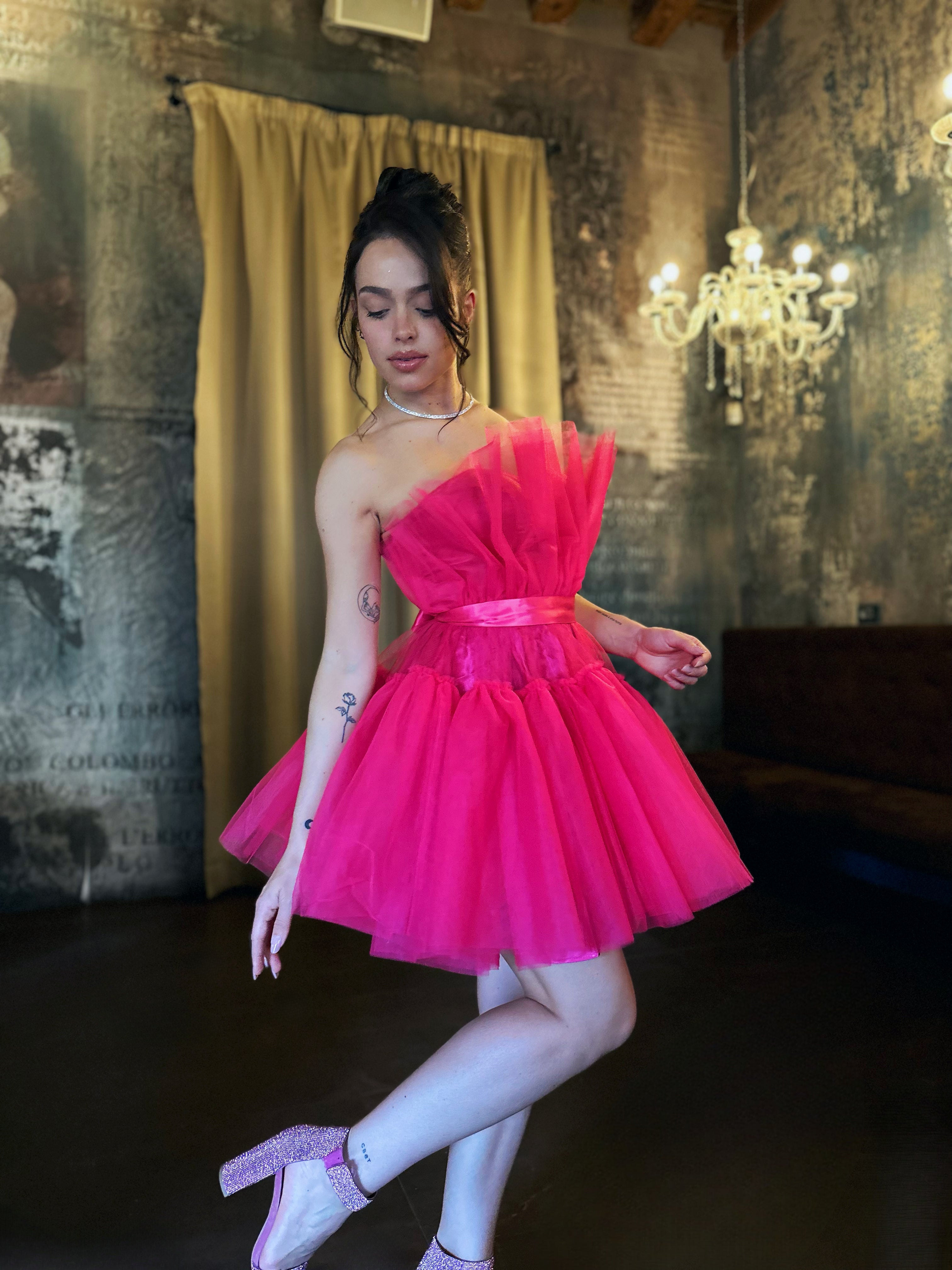 https://cdn.shopify.com/videos/c/o/v/e32af7578bfc40eeba8193d9418a88cd.mp4